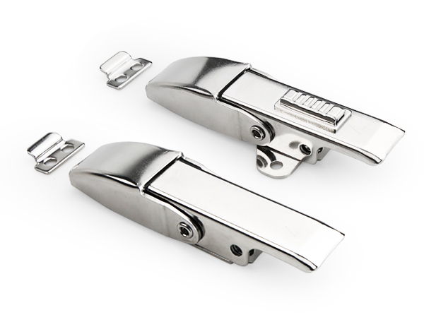 內扣式自鎖搭扣